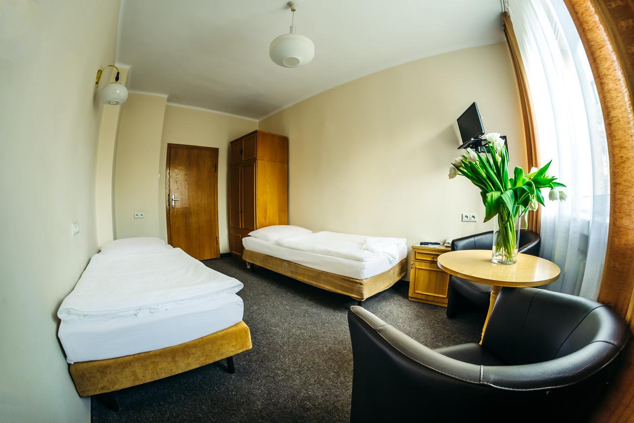 Osrodek Szkoleniowo-Wypoczynkowy "Stodoly" Hotel Рибник Екстериор снимка