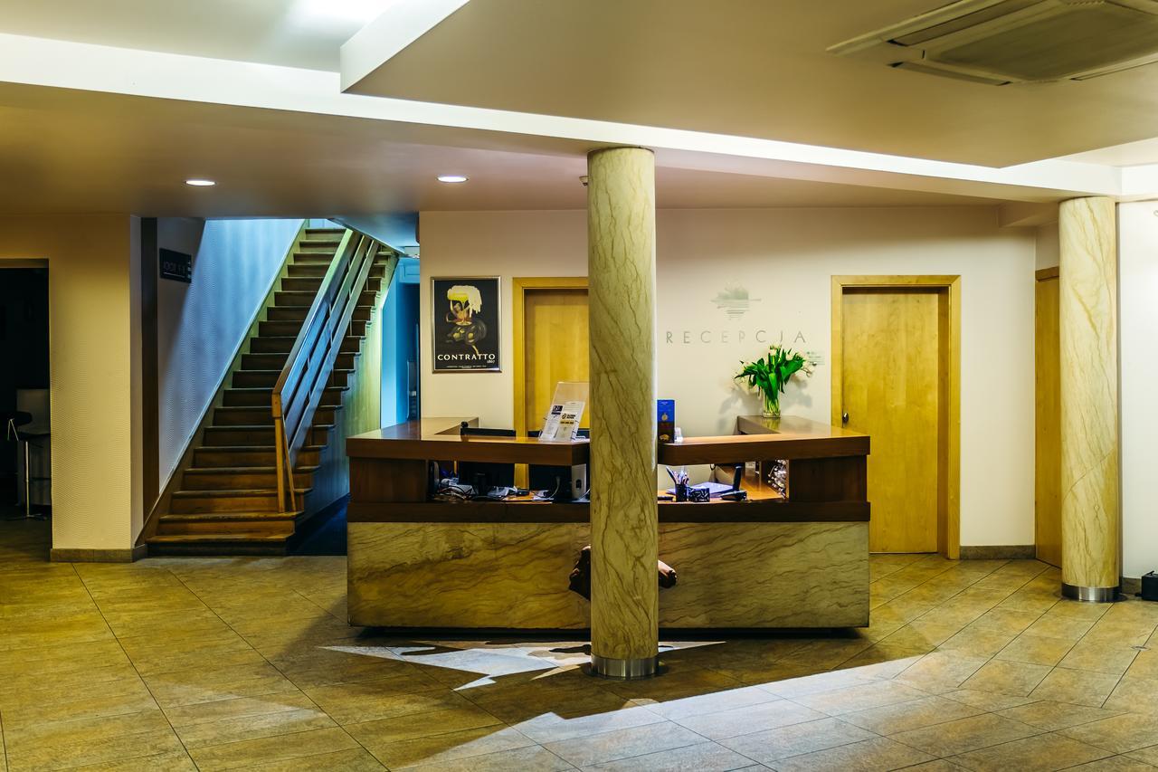 Osrodek Szkoleniowo-Wypoczynkowy "Stodoly" Hotel Рибник Екстериор снимка